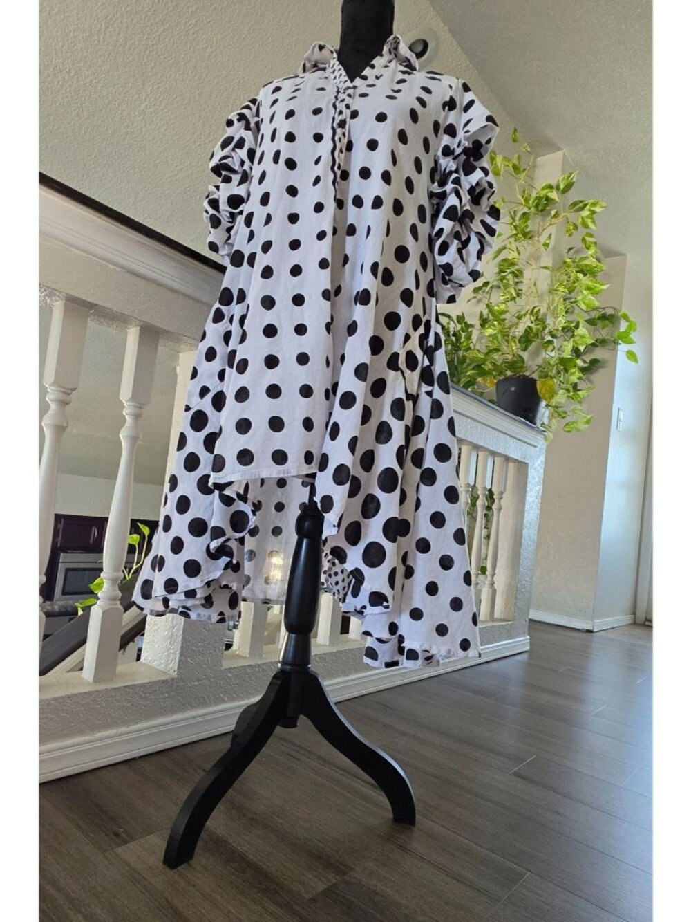 Polka Dot Ruffle Sleeve Cotton Tunic Dress By Step In Style S White/Black Lightw - Picture 5 of 16